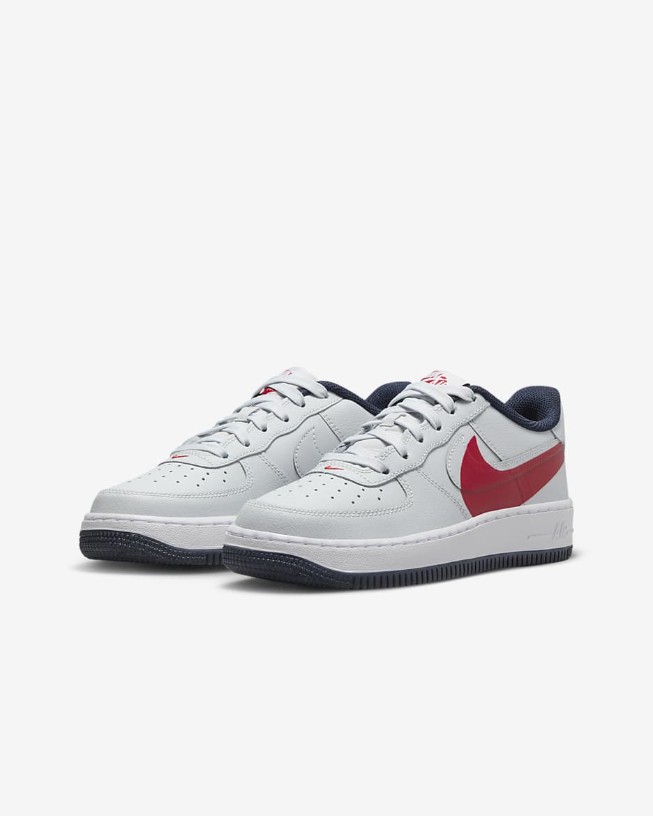 Nike Air Force 1 LV8 4 sko til store barn - Pure Platinum/University Red/Obsidian/Pure Platinum