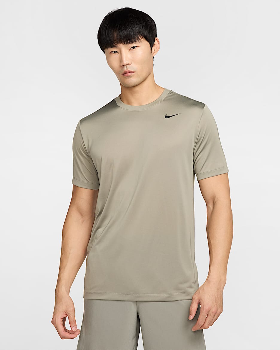 Playera de fitness para hombre Nike Dri-FIT Legend - Militar claro/Negro