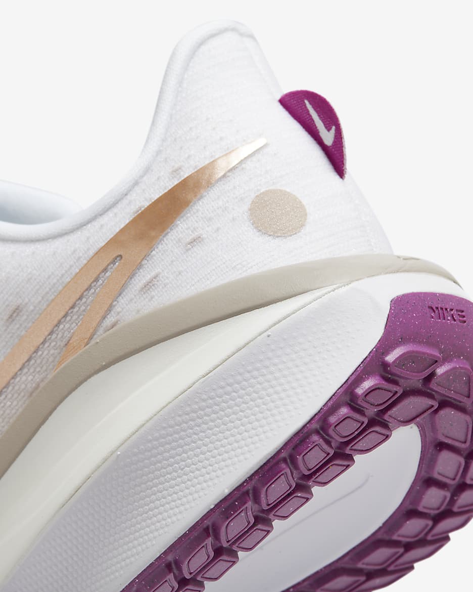 Damskie buty do biegania po asfalcie Nike Vomero 17 - Platinum Violet/Biel/Hot Fuchsia/Metallic Red Bronze