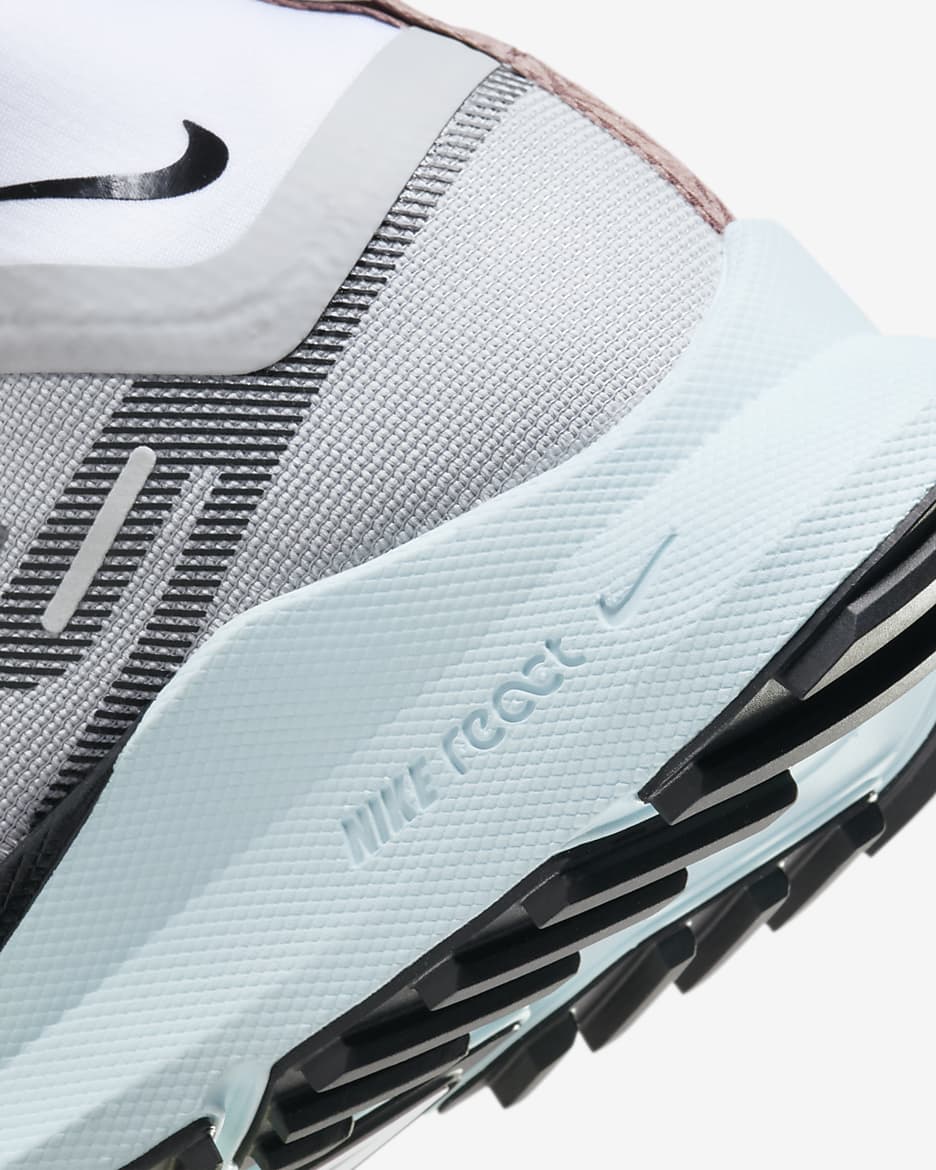 Nike Pegasus Trail 4 GORE-TEX Women's Waterproof Trail Running Shoes - Light Smoke Grey/Glacier Blue/Football Grey/Black