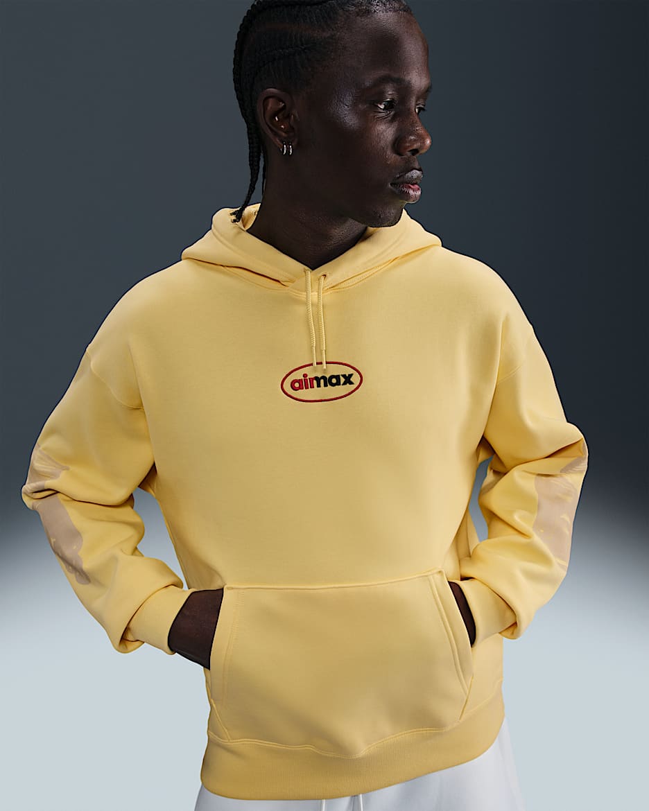 Liverpool FC Essential Special Edition Nike-fodboldhættetrøje i fleece - Soft Yellow/Soft Yellow/Gym Red