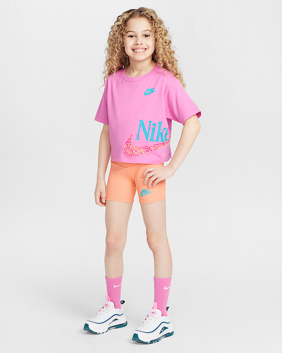 ナイキ リトルキッズ ワイルド フラワー ボクシー Tシャツ アンド ショートパンツ セットアップ - アプリコットアゲート