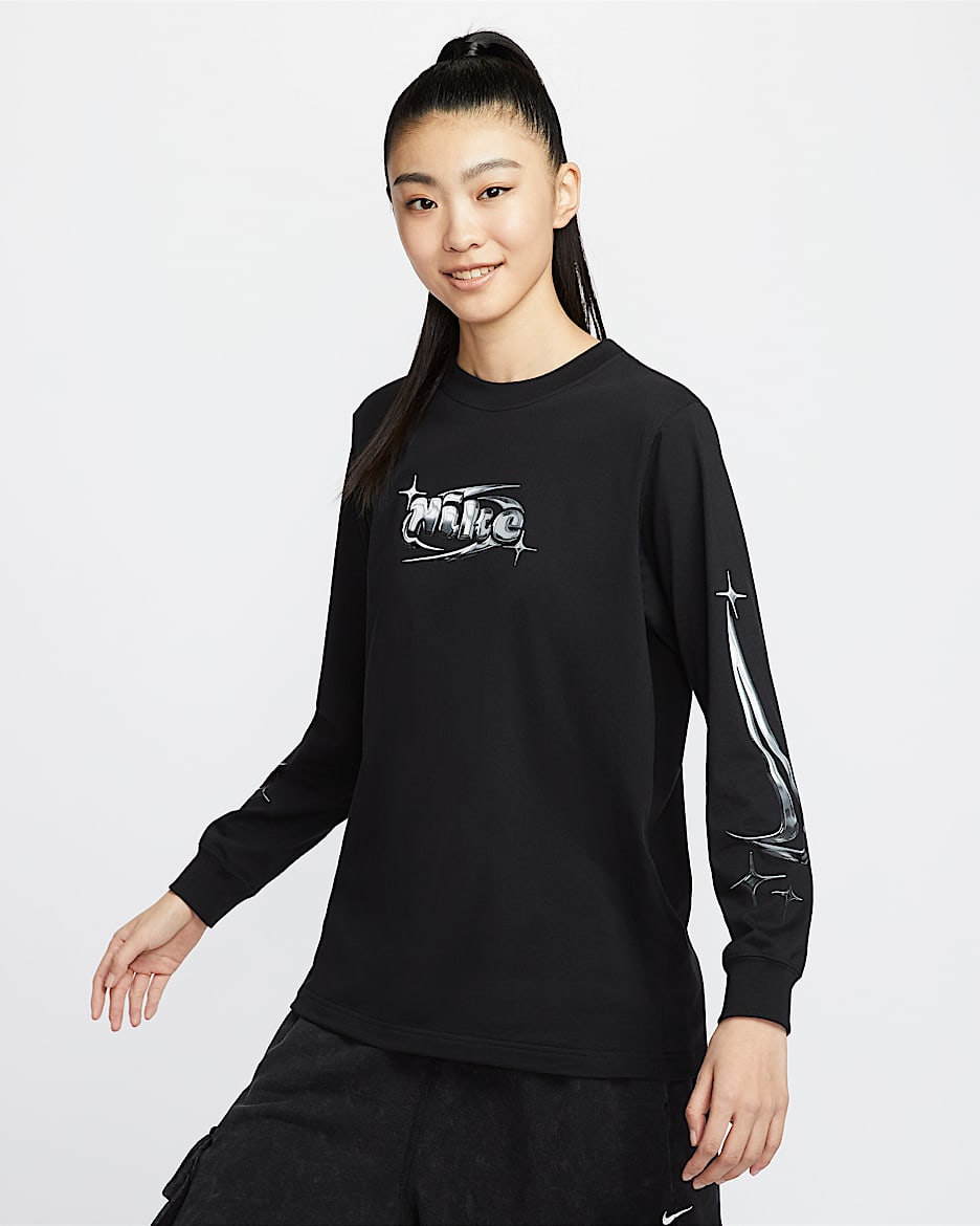 เสื้อยืดแขนยาวผู้หญิง Nike Sportswear - ดำ