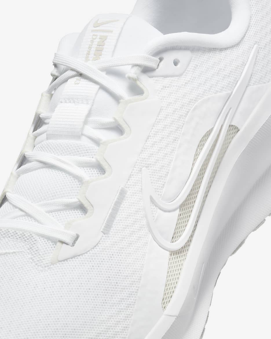 Tenis de correr en pavimento para hombre Nike Downshifter 13 - Blanco/Gris lobo