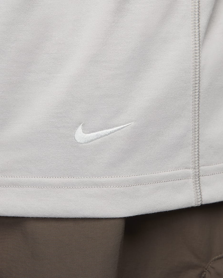 เสื้อแขนสั้นผู้ชาย Dri-FIT ADV UV Nike ACG "Goat Rocks" - Light Iron Ore/Summit White