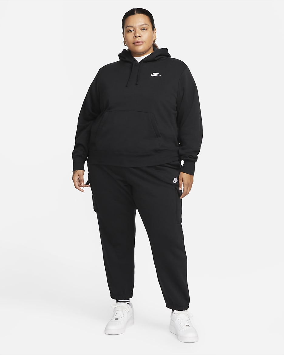 Nike Sportswear Club Fleece Women's Mid-Rise Oversized Cargo Sweatpants (Plus Size) - Black/White