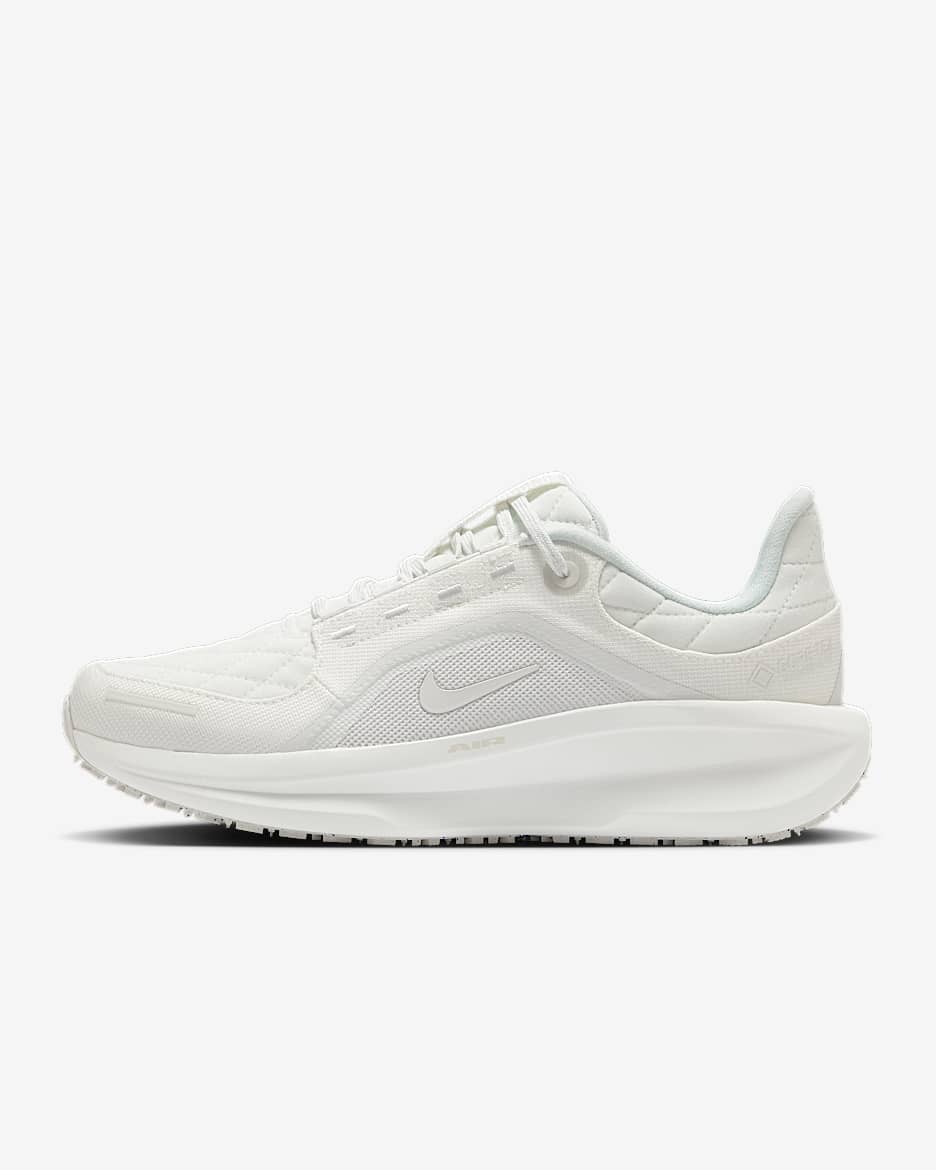 Scarpa impermeabile da running su strada Nike Winflo 11 GORE-TEX – Donna - Summit White/Photon Dust/Off White/Summit White