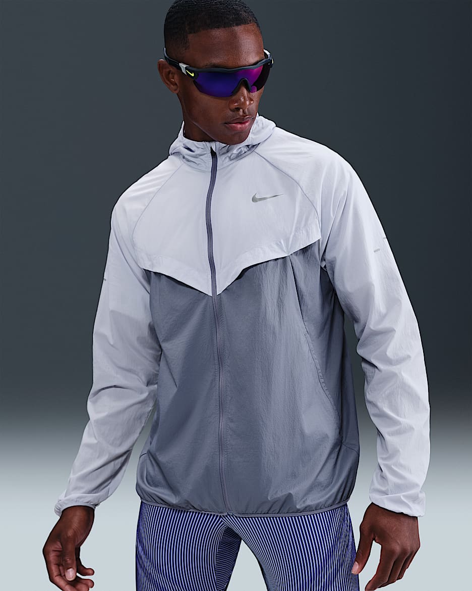 Nike Stride Men's Repel UV Running Jacket - Ghost/World Indigo