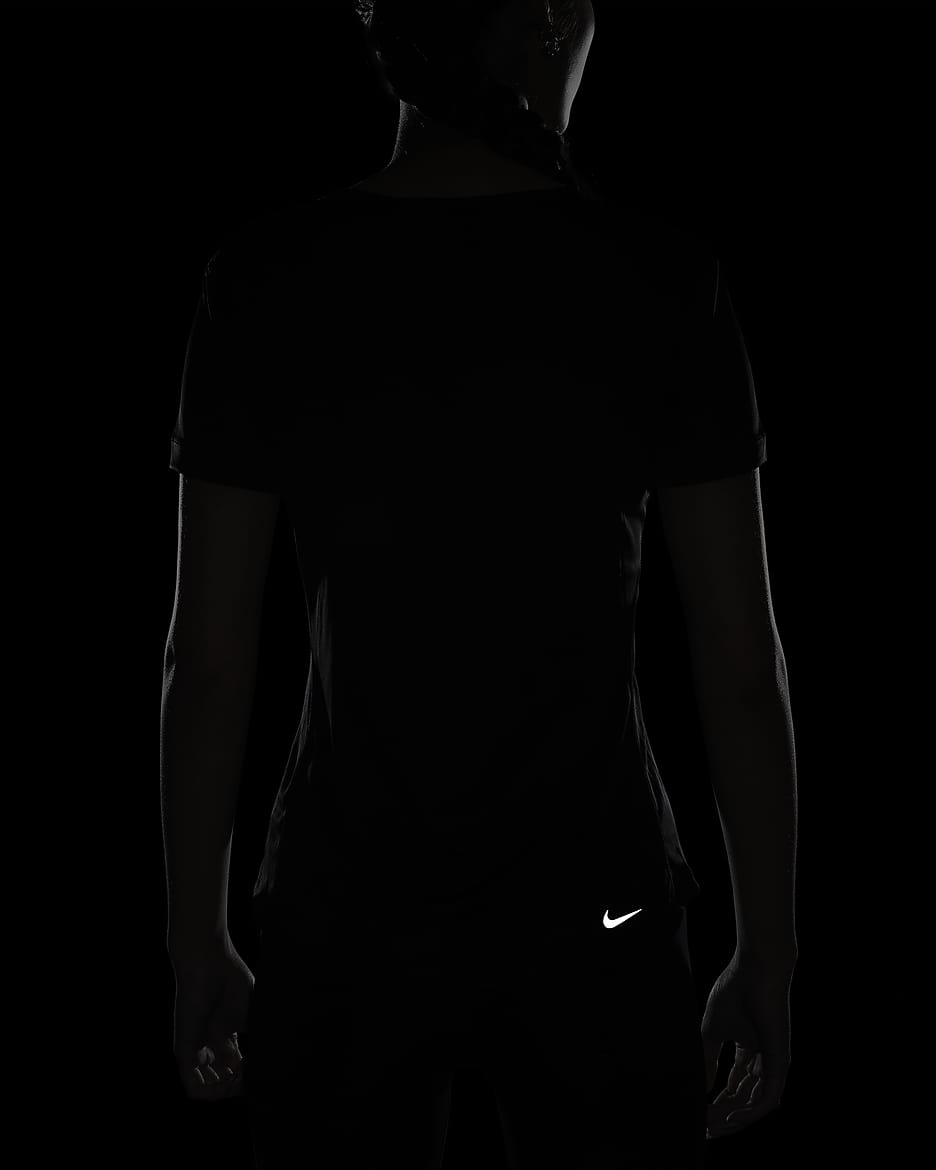 Nike Fast Women's Dri-FIT Short-Sleeve Running Top - Black