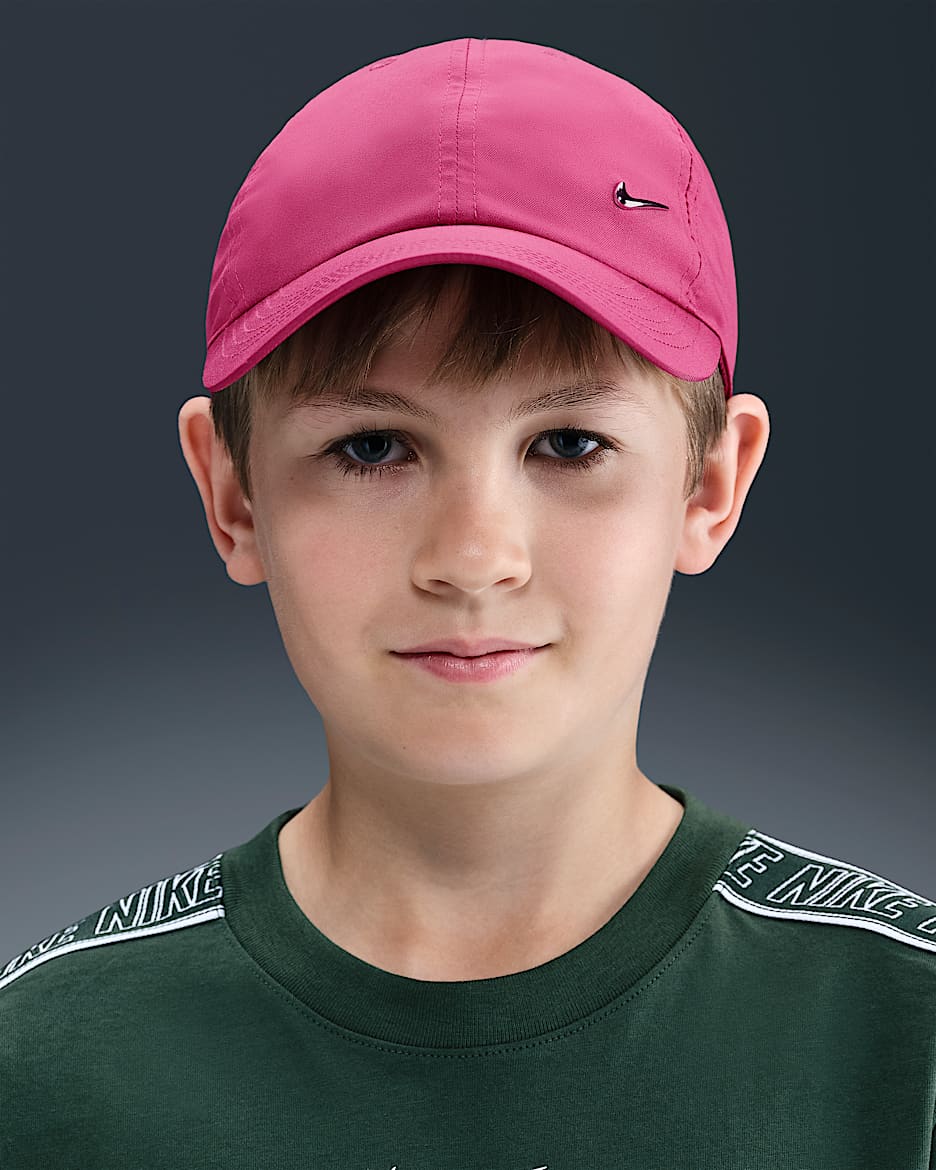 Casquette avec Swoosh métallique sans structure Nike Dri-FIT Club pour enfant - Sweet Beet/Metallic Silver