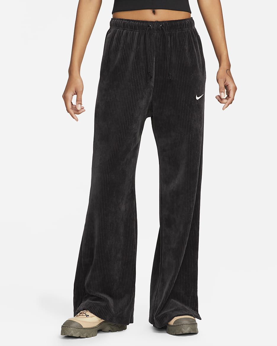 Nike Sportswear Women's Velour Wide-Leg Trousers - Black/Sail