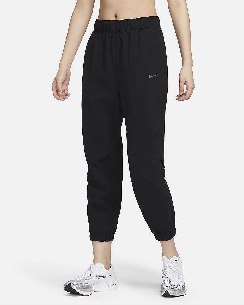 ナイキ Dri-FIT ファスト ウィメンズ ミッドライズ 7/8 ウォームアップ ランニングパンツ - ブラック