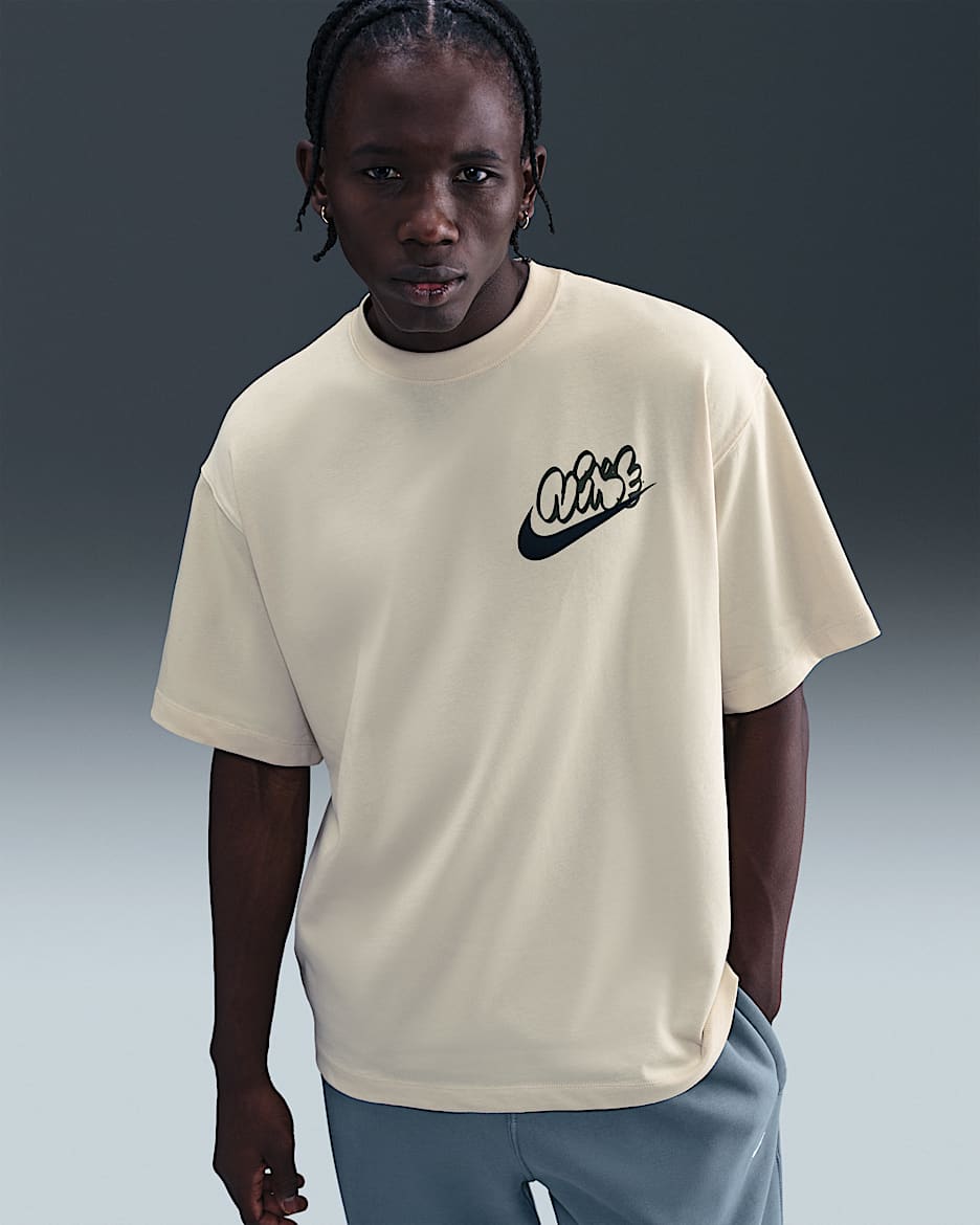 Nike Solo Swoosh T-Shirt (Herren) - Light Khaki