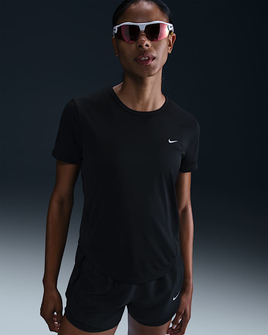 Γυναικεία κοντομάνικη μπλούζα Dri-FIT για τρέξιμο Nike Tempo - Μαύρο