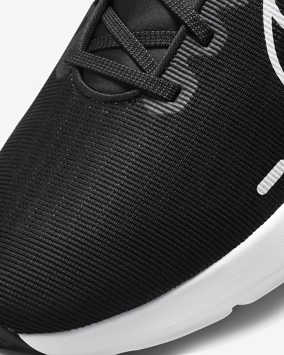 Tenis de correr en pavimento para hombre Nike Downshifter 12 - Negro/Gris humo oscuro/Platino puro/Blanco