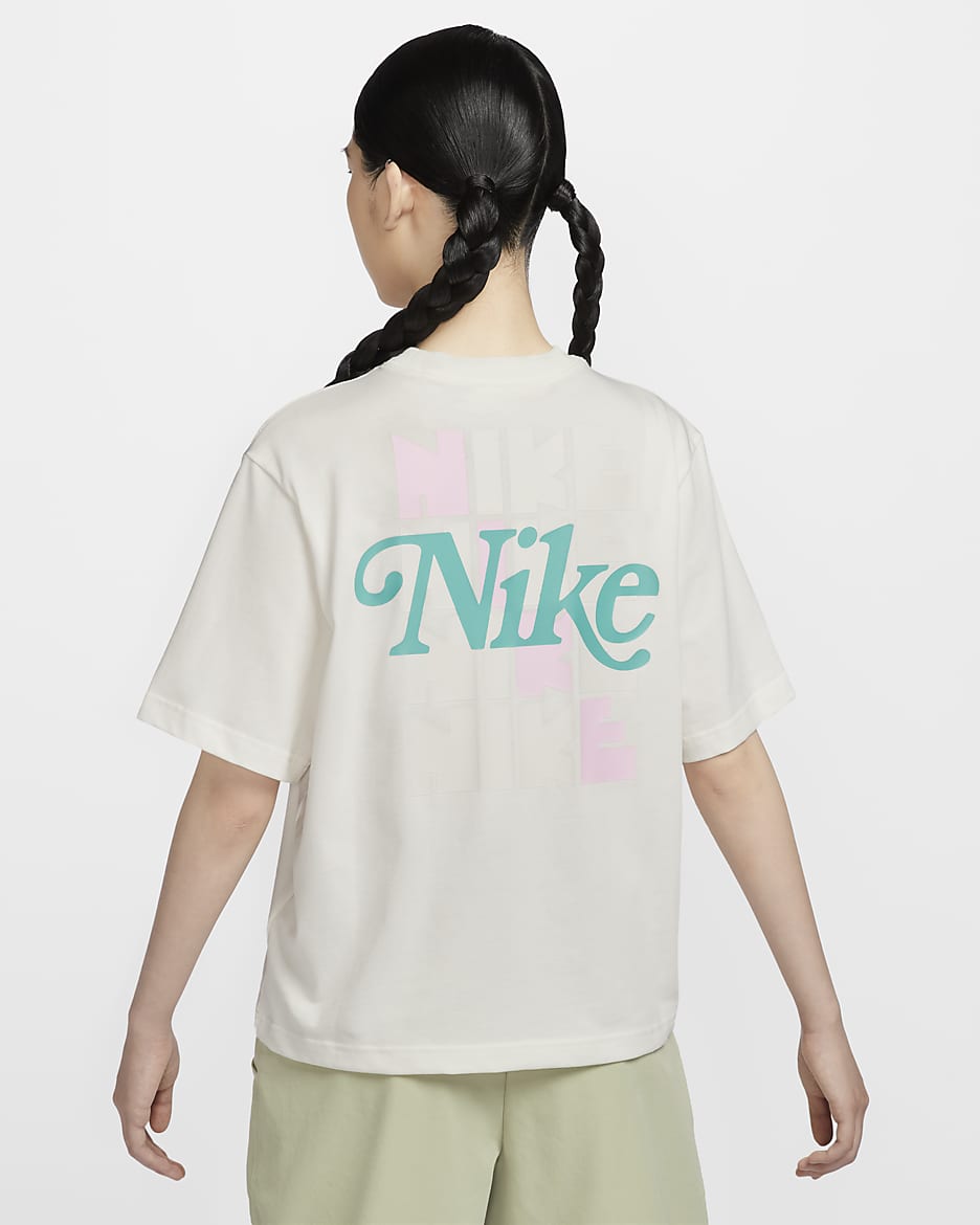 Nike Sportswear Women's Boxy T-Shirt - Sail