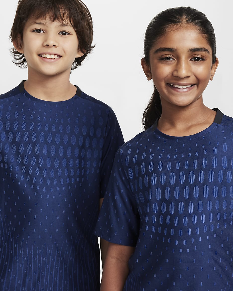 Nike Multi Tech Older Kids' (Boys') Dri-FIT ADV Training Top - Midnight Navy/Game Royal/Black