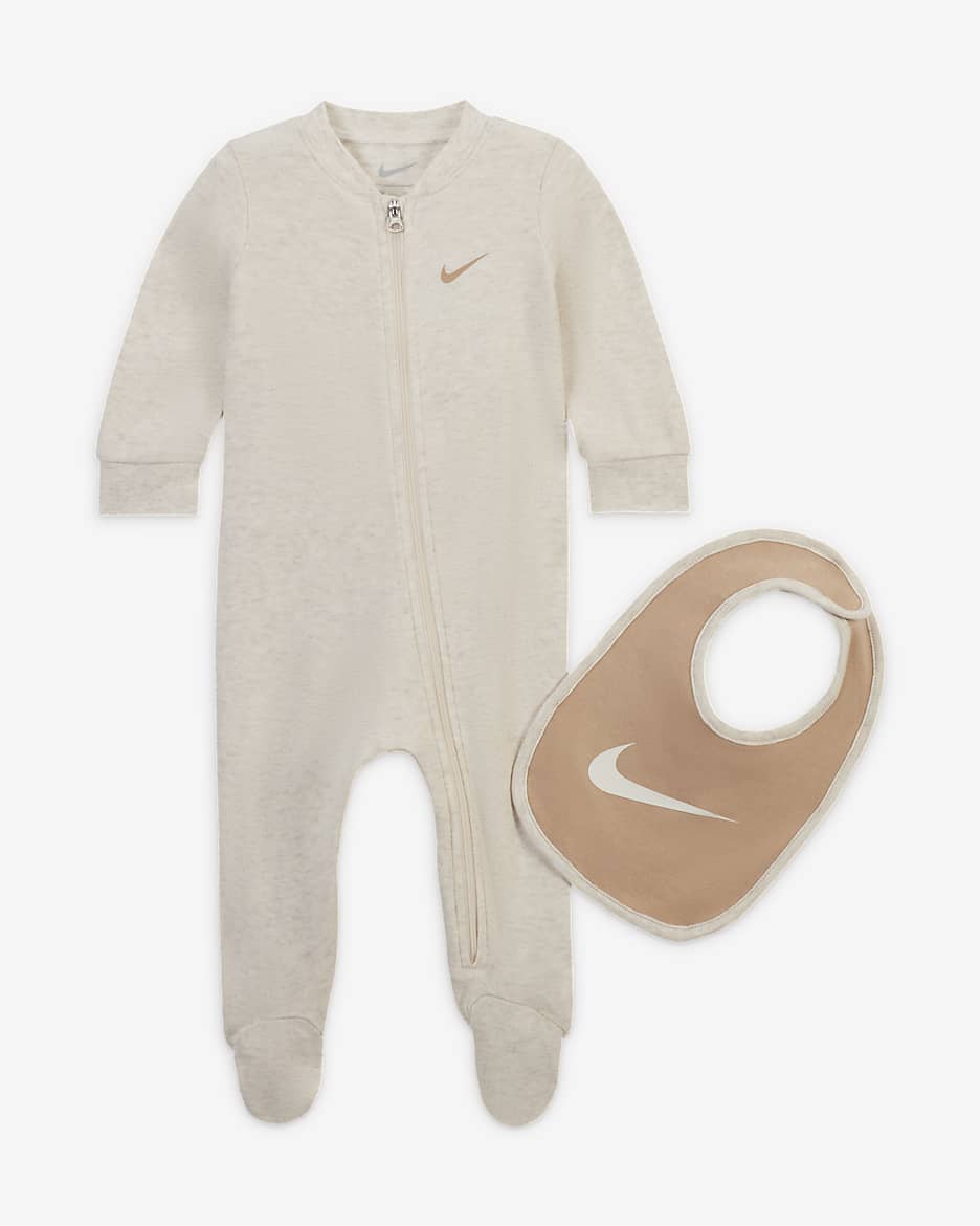 Nike Baby (0-6M) 8-Piece Boxed Gift Set - Pale Ivory