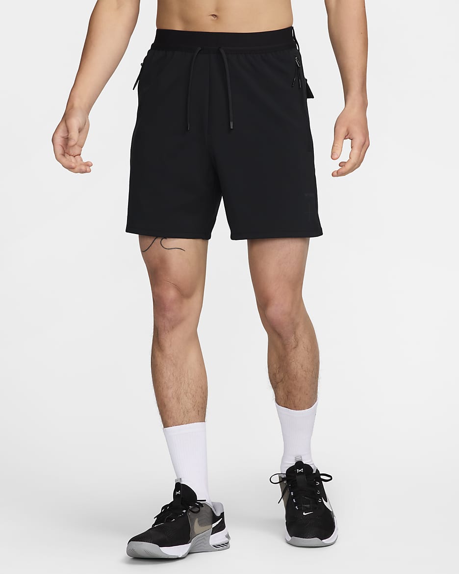 ナイキ A.P.S. メンズ 15cm Dri-FIT ADV バーサタイル ショートパンツ - ブラック/アンスラサイト