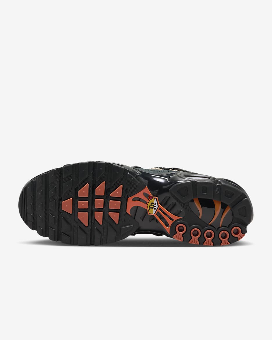 Nike Air Max Plus Utility Men's Shoes - Khaki/Safety Orange/Black