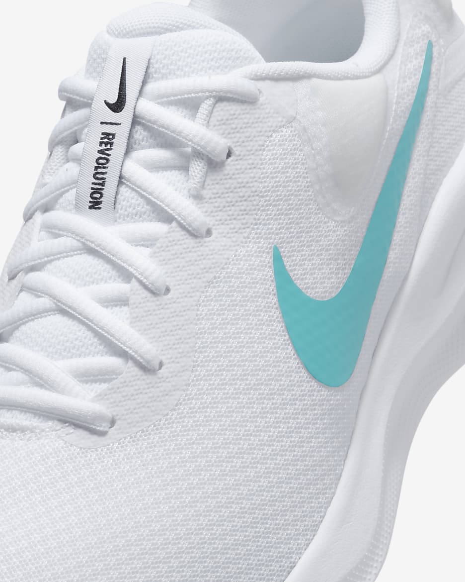 Nike Revolution 7 男款路跑鞋 - 白色/Pure Platinum/Dusty Cactus