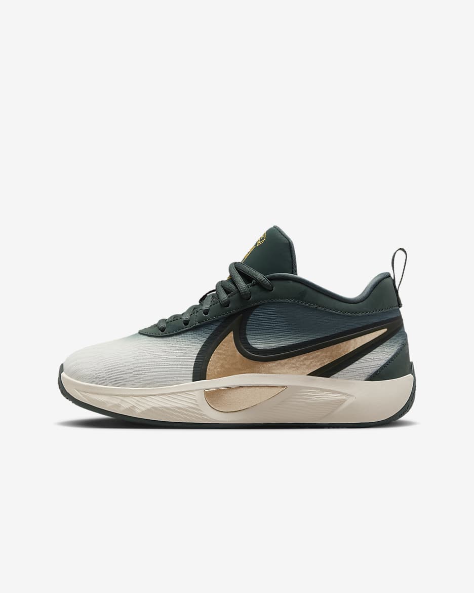 Tenis de básquetbol para niños grandes Giannis Freak 6 - Verde vintage/Marfil pálido/Oro metalizado
