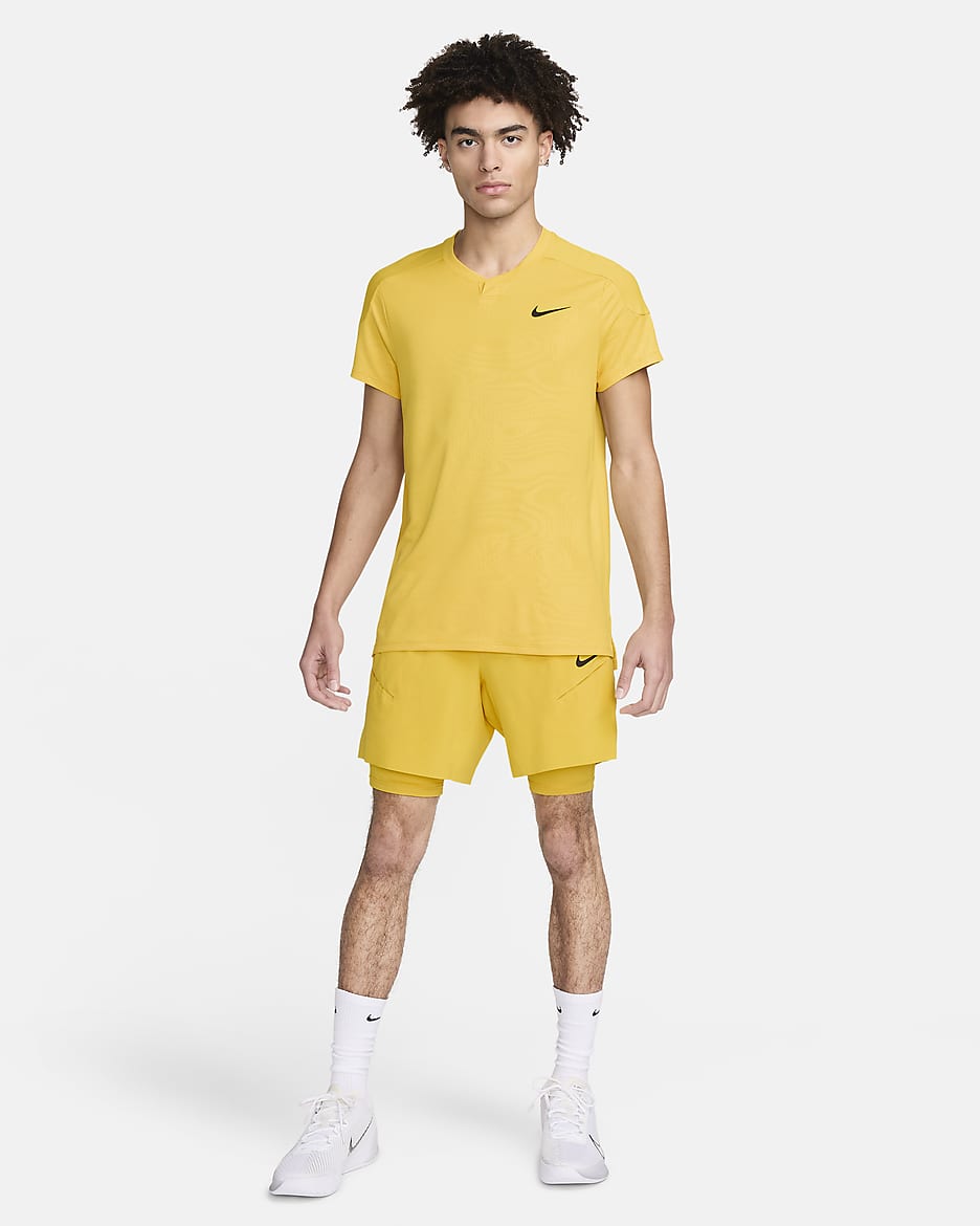 Maglia da tennis Dri-FIT NikeCourt Slam – Uomo - Vivid Sulfur/Nero