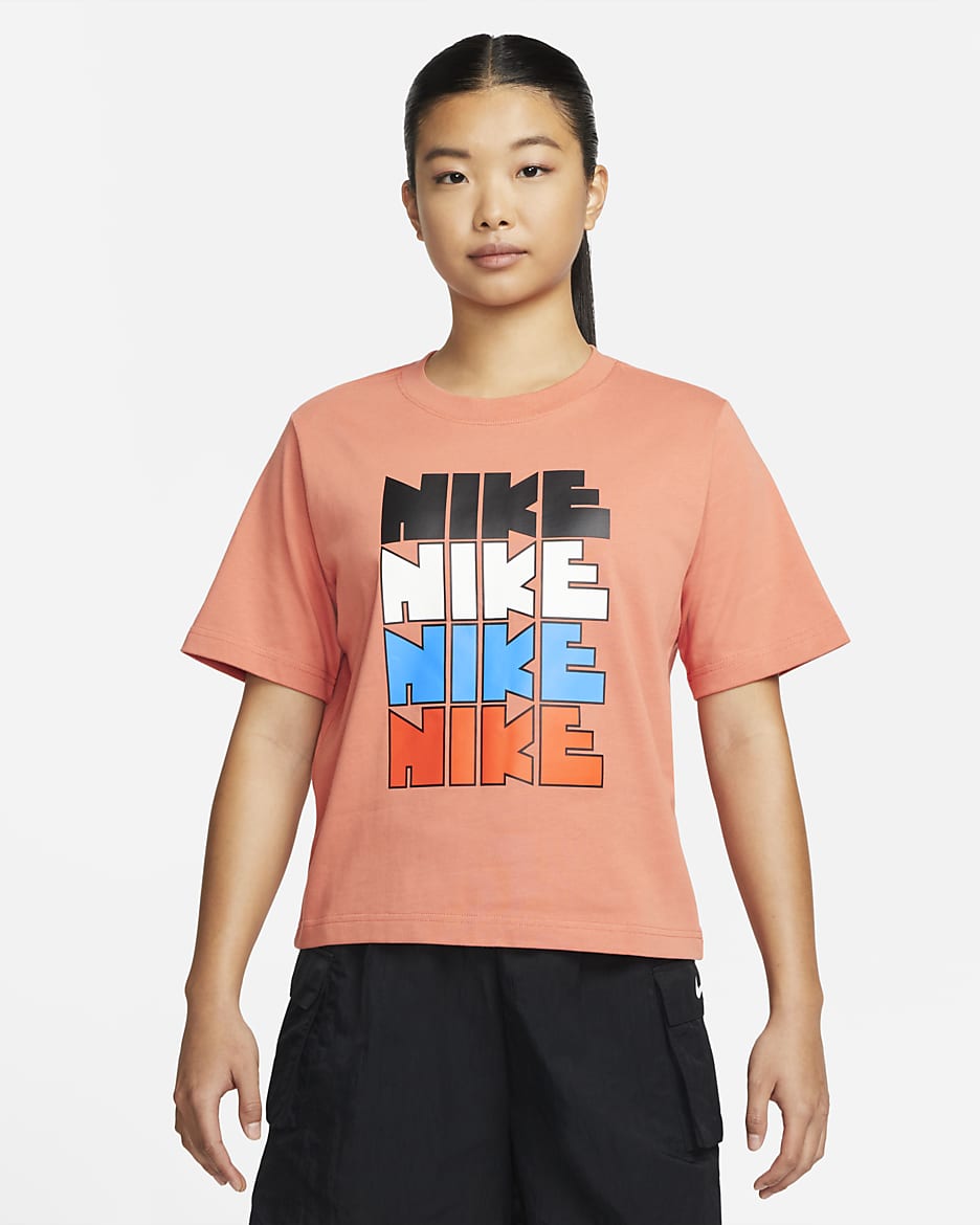 Nike Sportswear 女款寬版 T 恤 - Madder Root