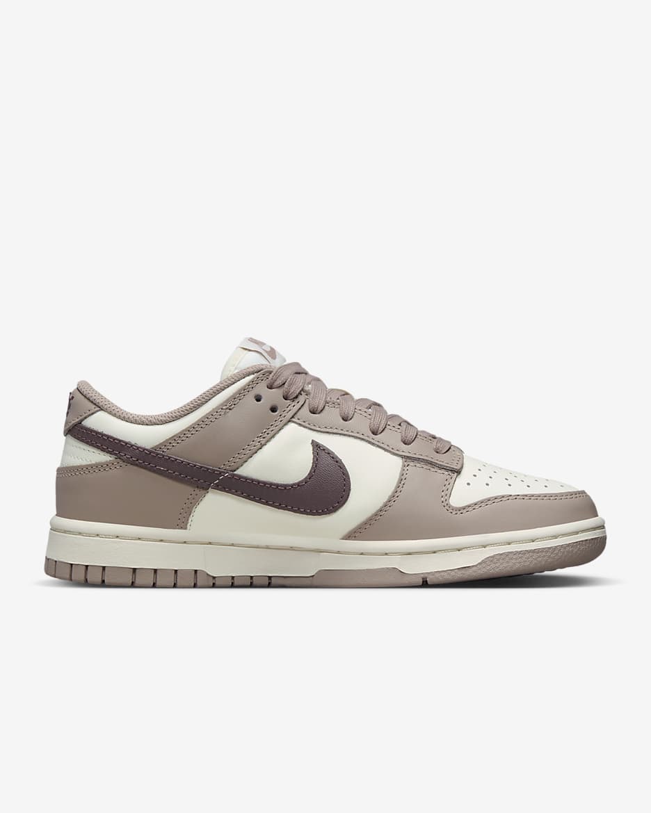 Chaussure Nike Dunk Low pour Femme - Sail/Diffused Taupe/Plum Eclipse