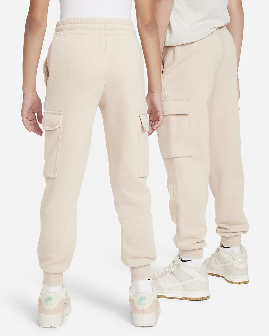 Nike Sportswear Club Fleece Older Kids' Cargo Trousers - Sand Drift/Sand Drift/White