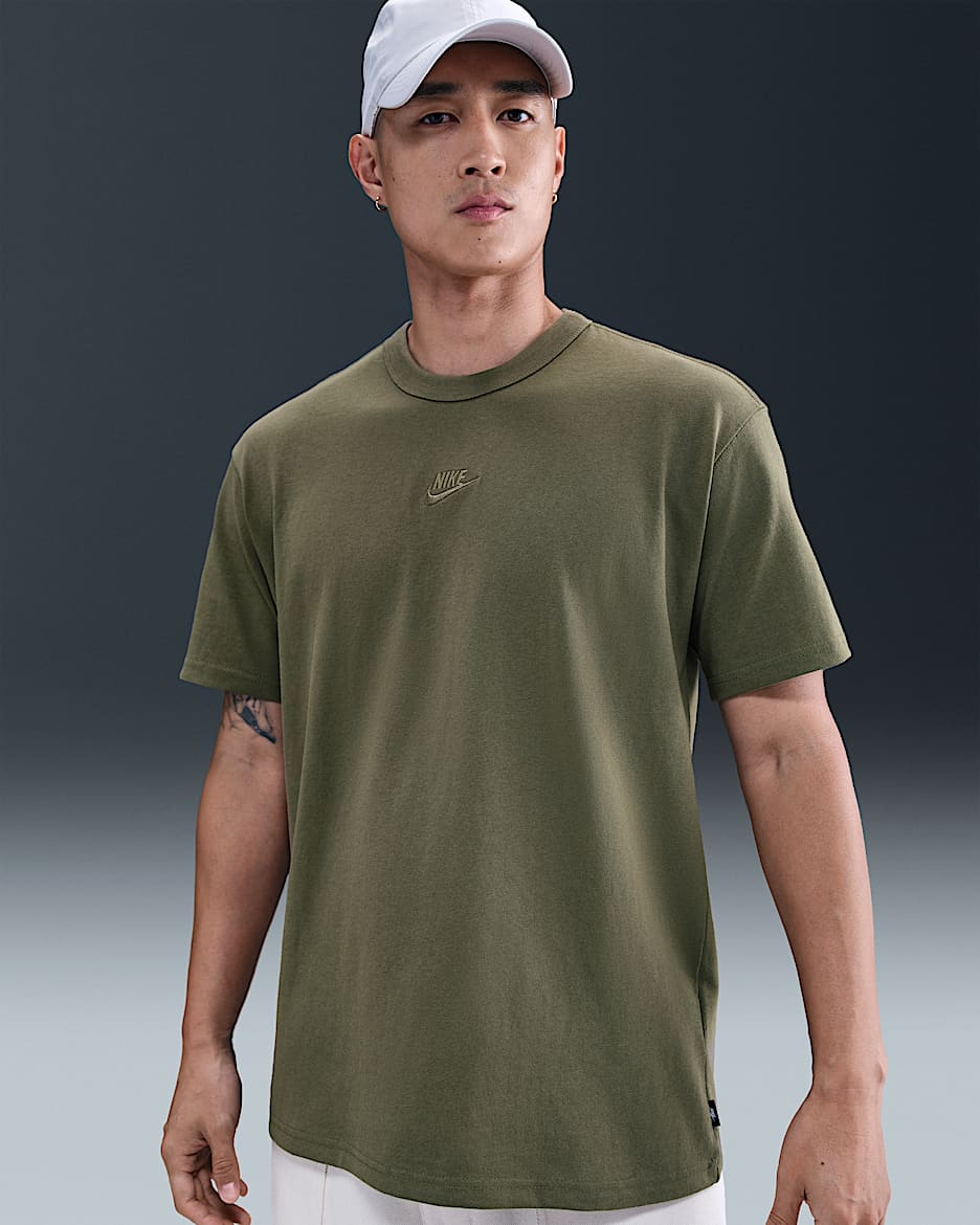 ナイキ スポーツウェア プレミアム エッセンシャル メンズ Tシャツ - ミディアムオリーブ
