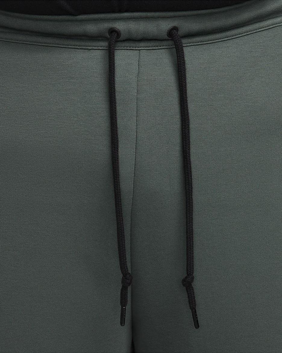 Calções Nike Sportswear Tech Fleece para homem - Verde Vintage/Preto