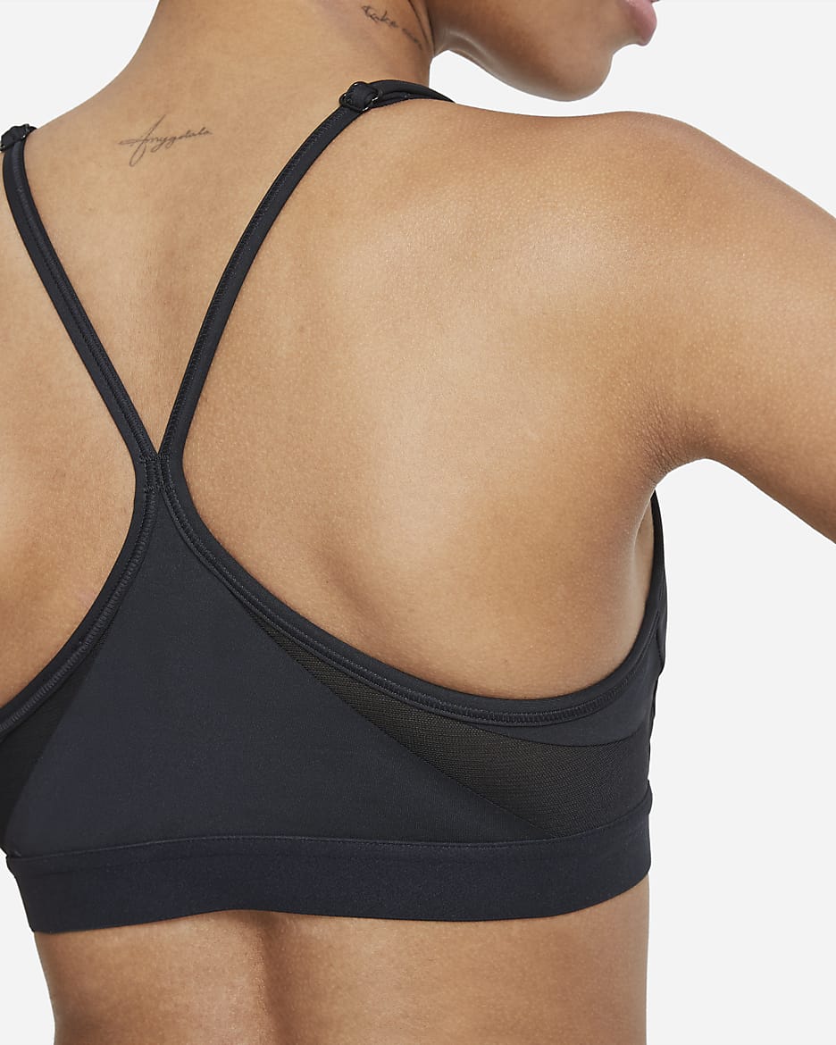 Bra deportivo de baja sujeción acolchado con cuello en V para mujer Nike Indy - Negro/Negro/Negro/Blanco