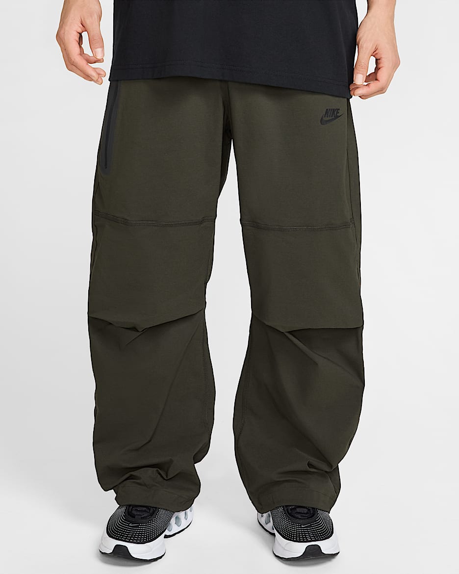 Nike Tech Men's Woven Open-Hem Pants - Sequoia/Sequoia/Black
