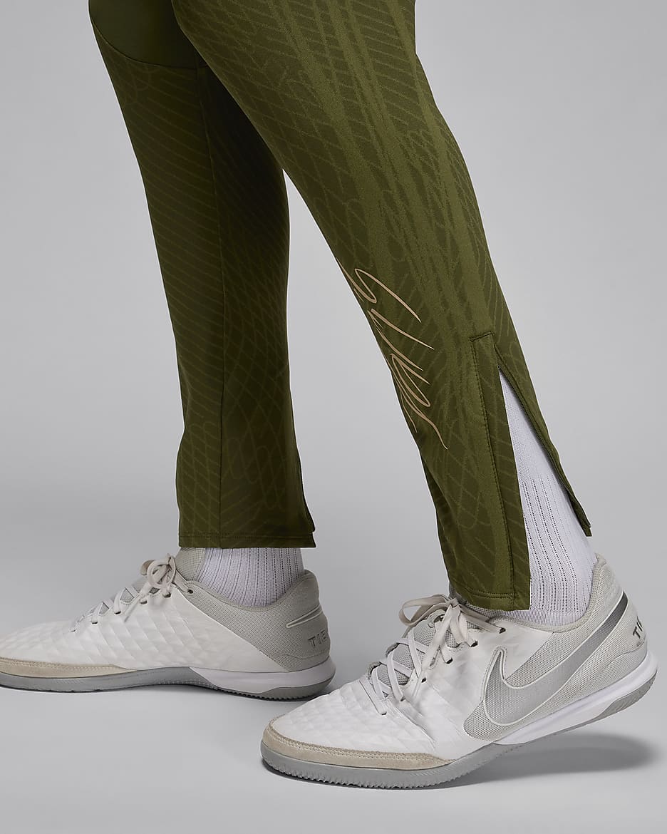 Pantaloni da calcio Jordan Dri-FIT Paris Saint-Germain Strike Fourth – Uomo - Rough Green/Hemp