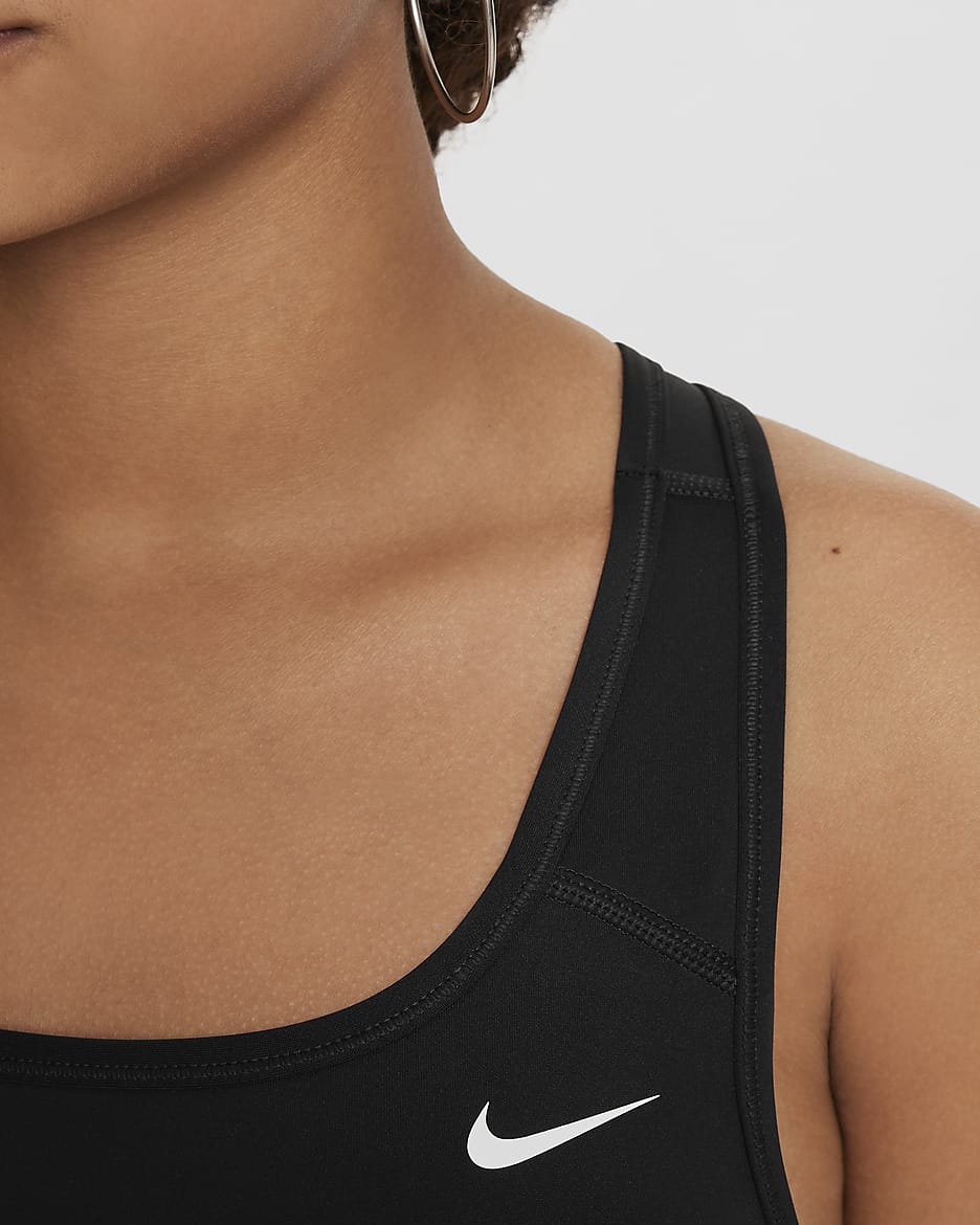 Bra deportivo para niñas talla grande Nike Swoosh - Negro/Blanco