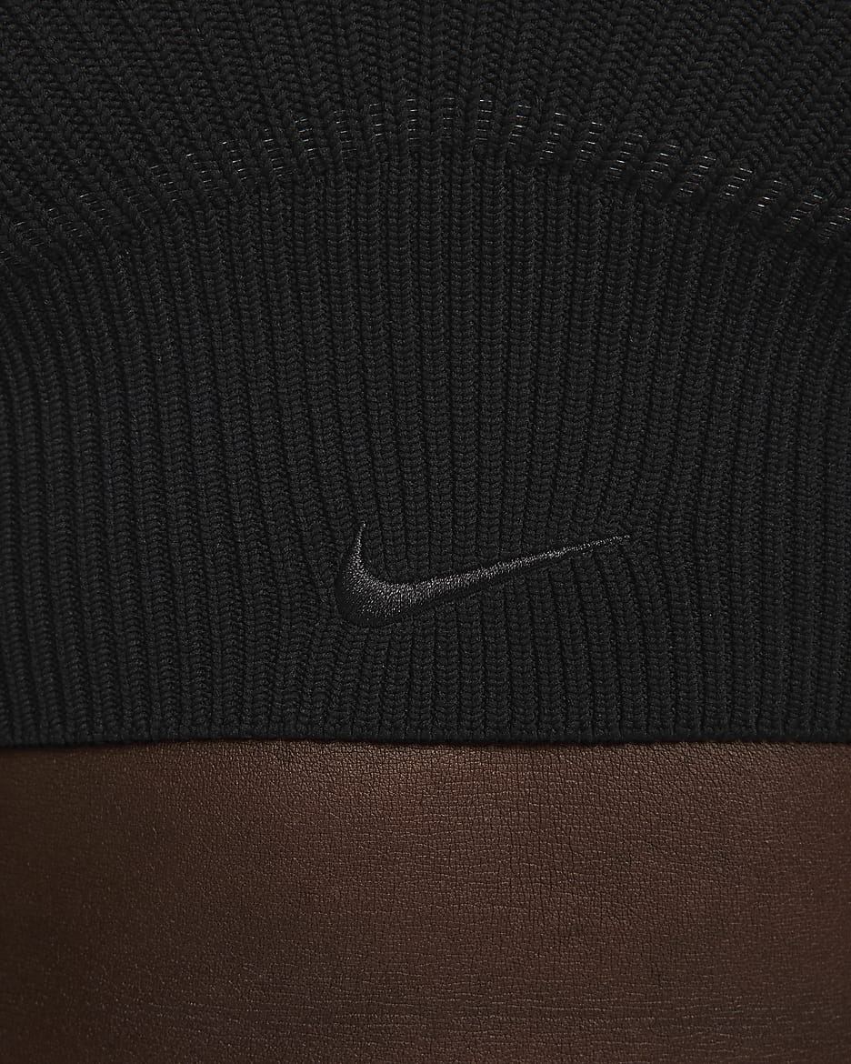 Dámská žebrovaná podprsenka Nike Sportswear Chill Knit bez vycpávek s lehkou oporou - Černá/Bílá