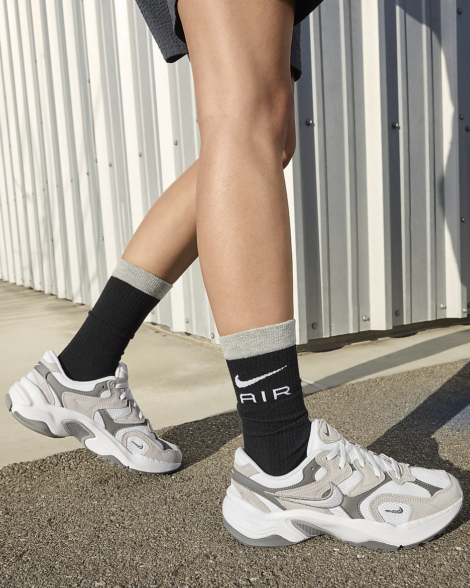 Chaussure Nike AL8 pour femme - Blanc/Smoke Grey/Noir/Metallic Silver