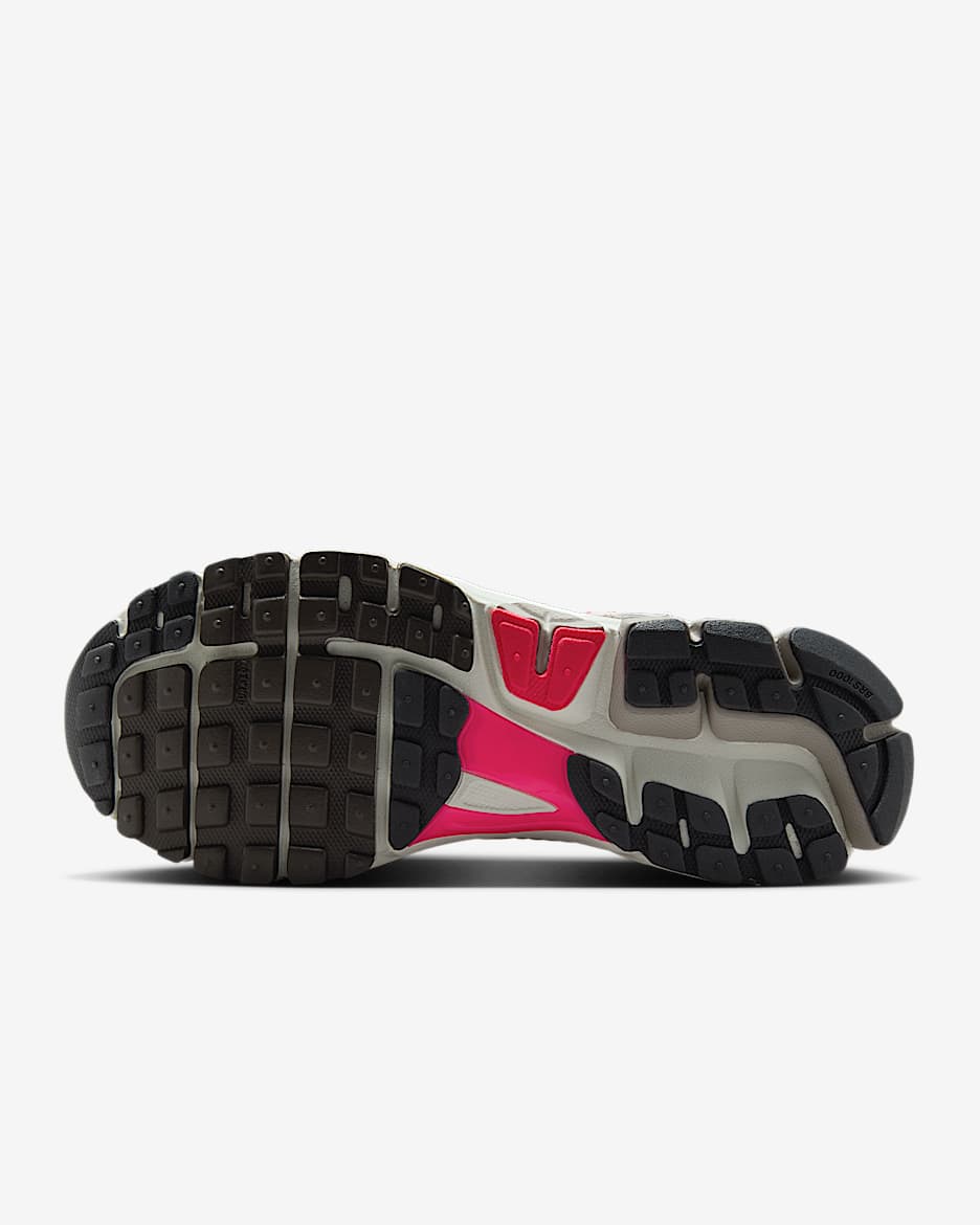 Nike Zoom Vomero 5 Women's Shoes