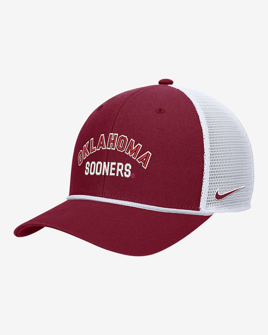 Gorra de rejilla universitaria con cierre a presión Nike Oklahoma - Carmesí team
