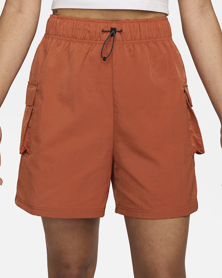 Nike Sportswear Essential vevd shorts med høyt liv til dame - Burnt Sunrise/Sail