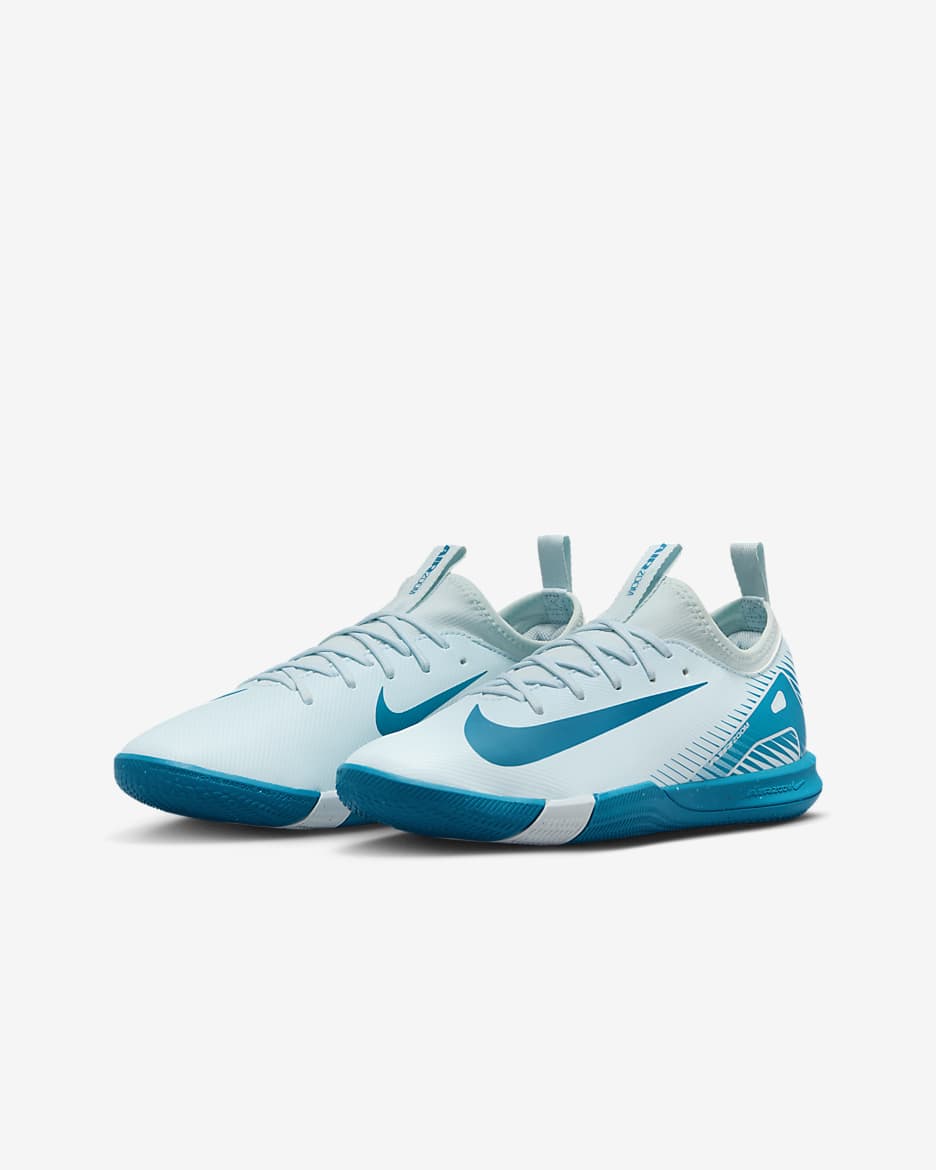 Nike Jr. Mercurial Vapor 16 Academy IC Low-Top-Fußballschuh (jüngere/ältere Kinder) - Glacier Blue/Blue Orbit