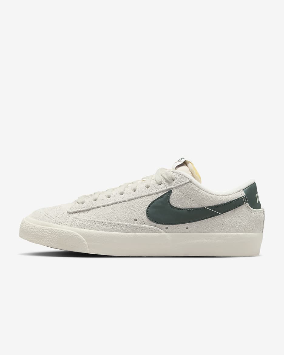 Tenis para mujer Nike Blazer Low '77 Vintage - Fantasma/Marfil pálido/Naranja team/Verde vintage