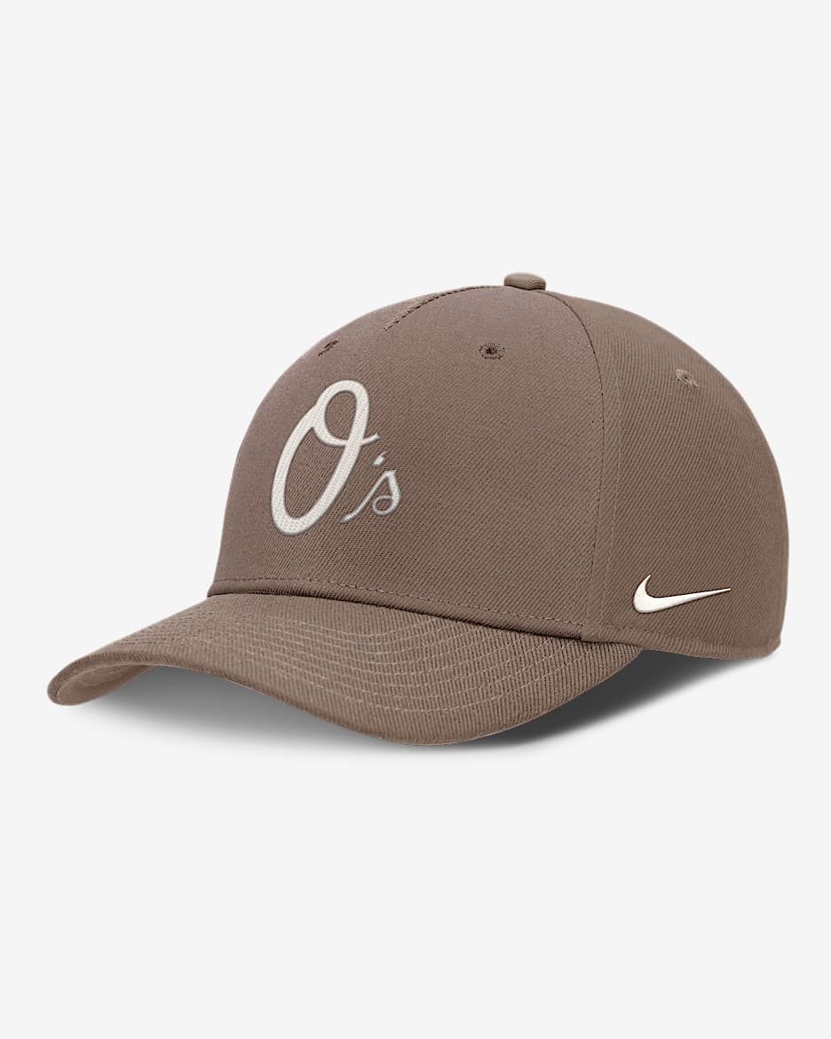 Gorra Nike Dri-FIT de la MLB ajustable para hombre Baltimore Orioles Rise - Marrón visón