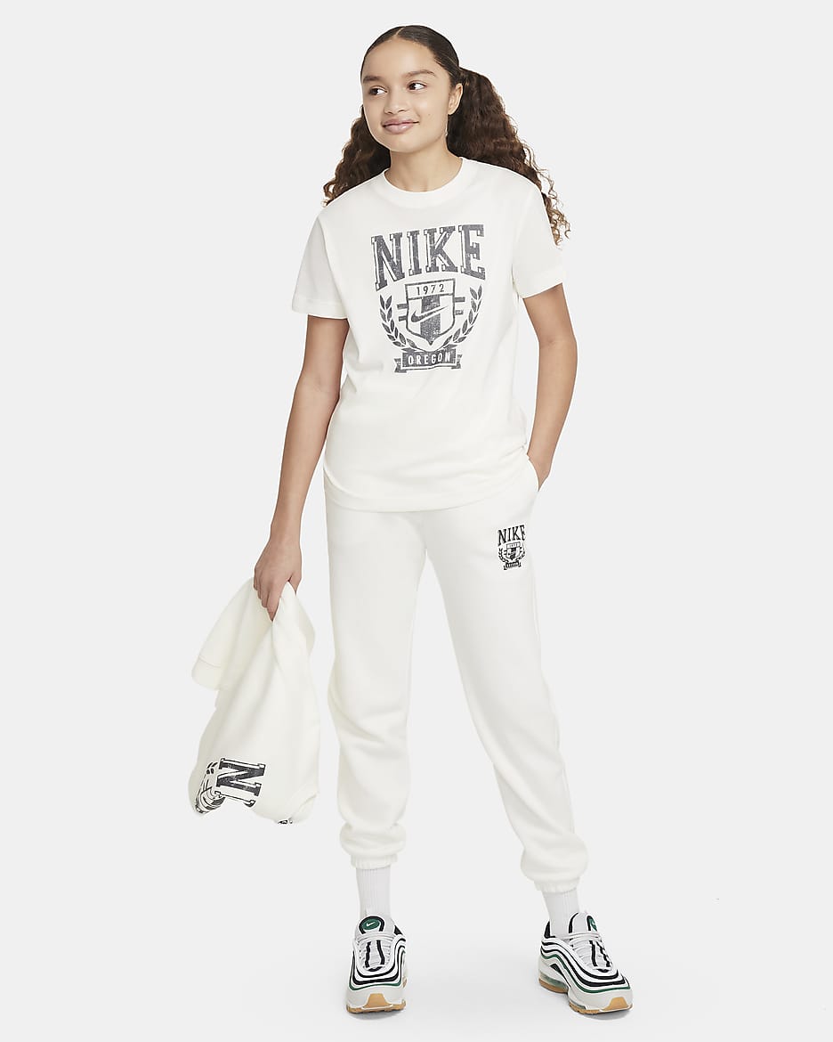 Nike Sportswear Older Kids' (Girls') T-Shirt - Sail