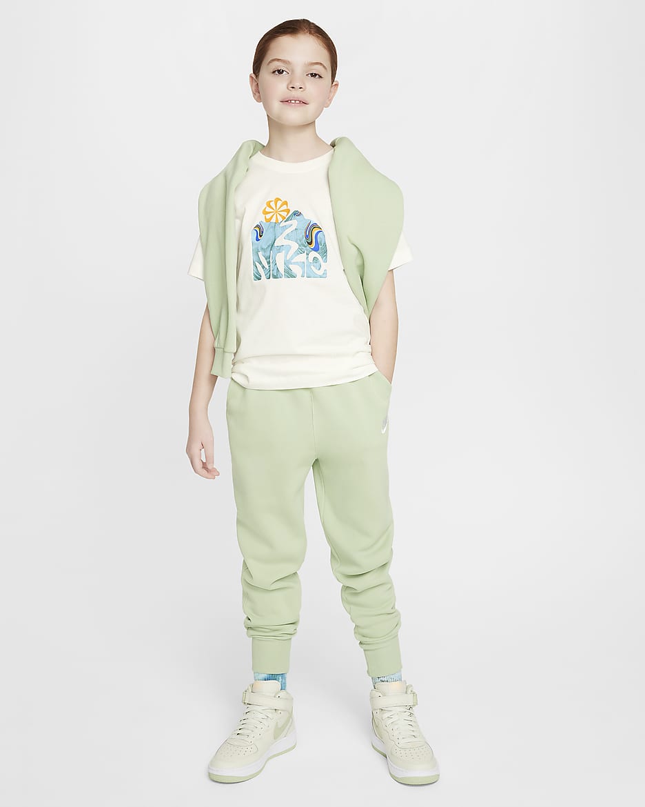 Nike Sportswear Older Kids' T-Shirt - Sail