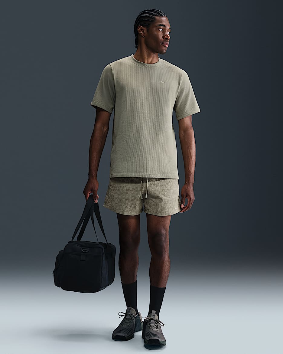 Shorts Dri-FIT versátiles de 13 cm seersucker sin forro para hombre Nike Unlimited - Militar claro/Militar claro/Militar claro