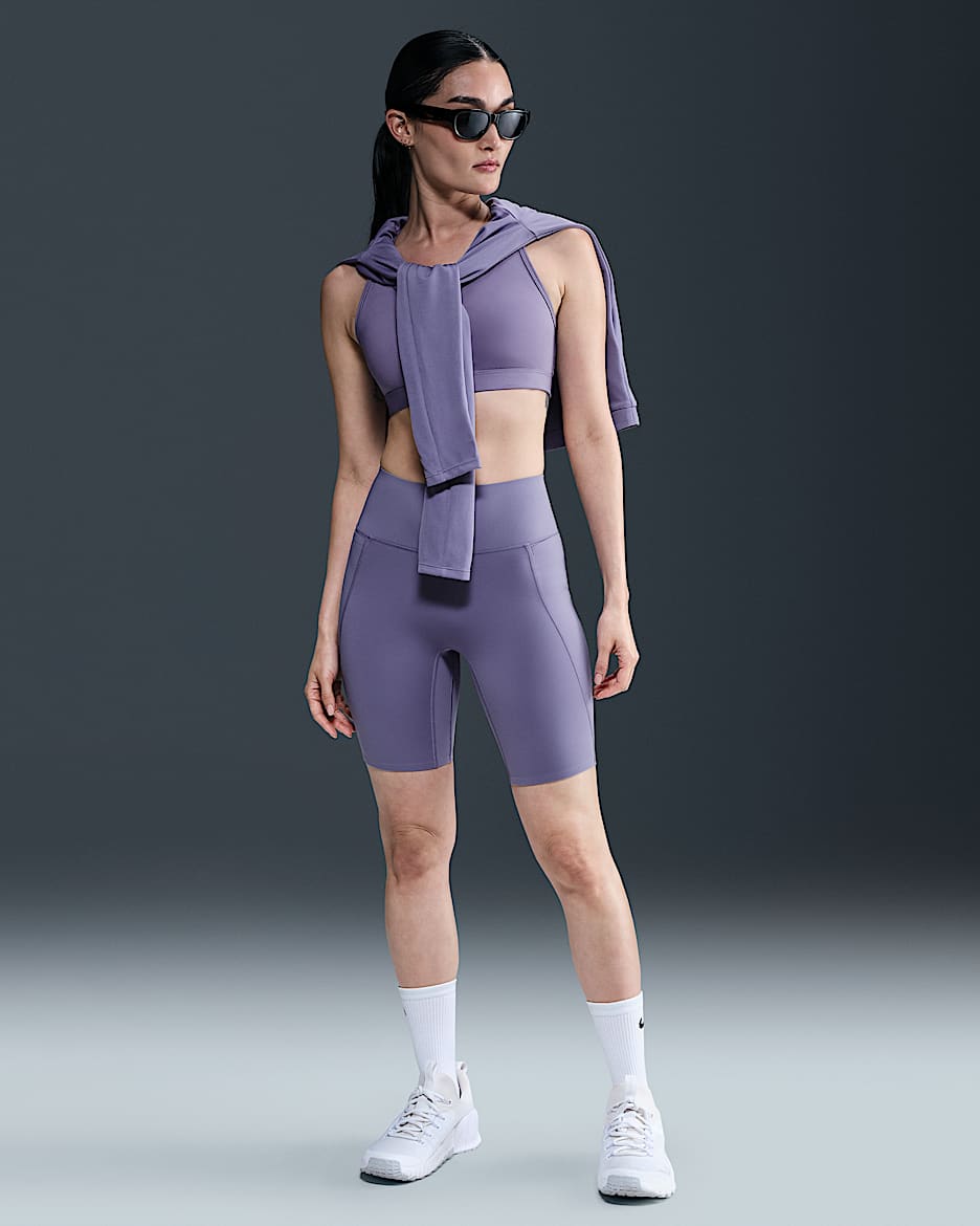 Shorts de ciclismo con bolsillos de 20 cm de tiro alto y media sujeción para mujer Nike Universa - Amatista empolvado/Morado cañón/Morado arena