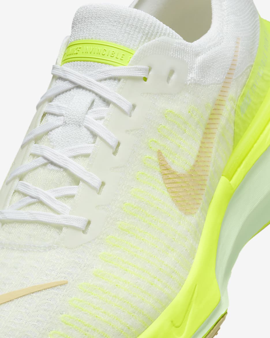 Tenis de correr en pavimento para hombre Nike Invincible 3 - Blanco/Volt/Vela/Oro team