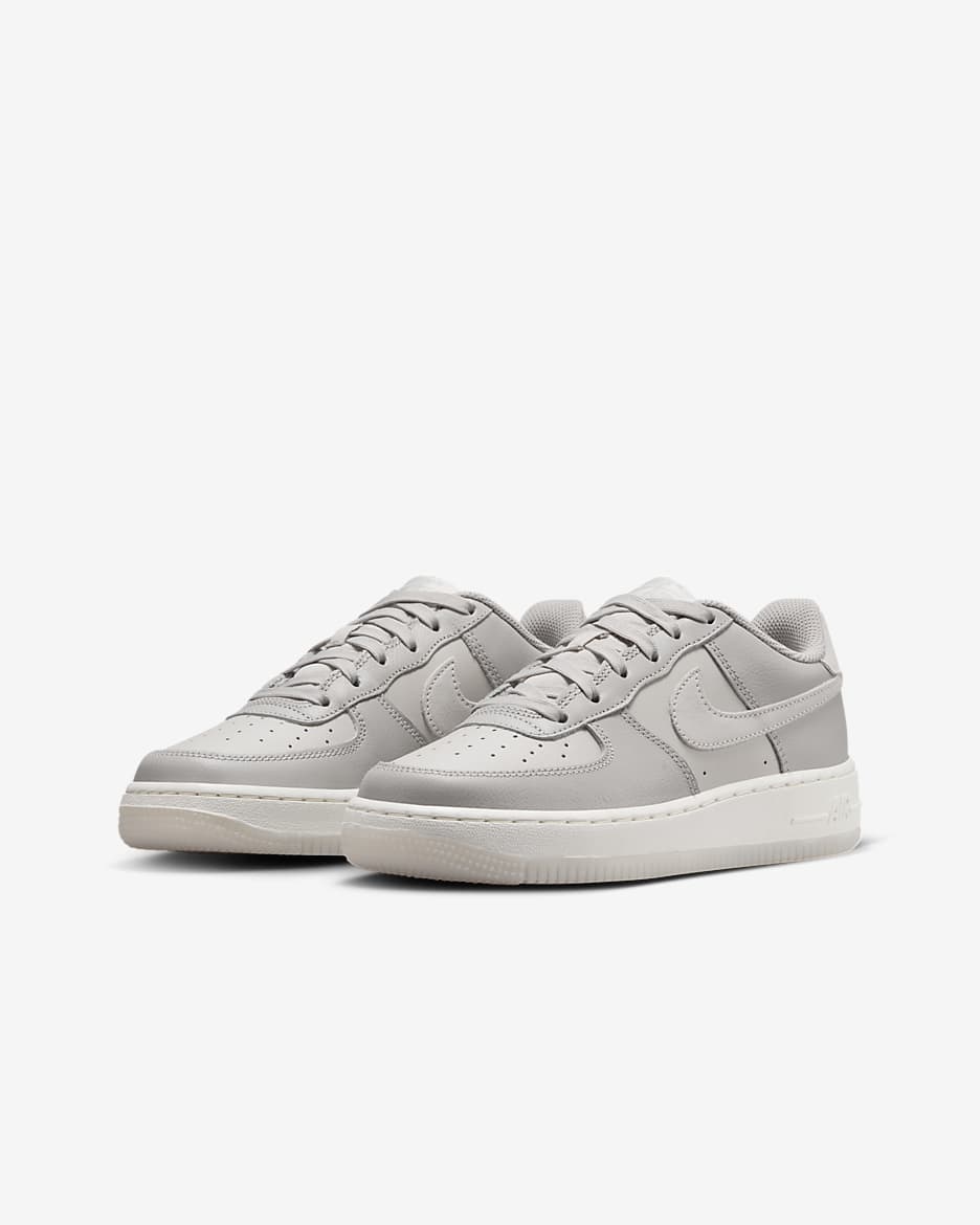 Nike Air Force 1 LV8 5 Older Kids' Shoes - Light Bone/Light Iron Ore/Summit White